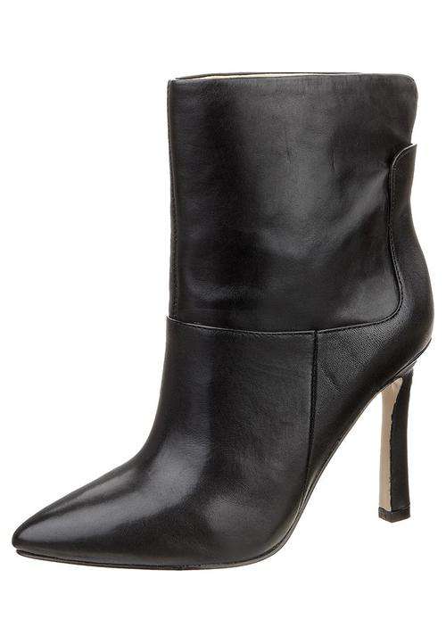 Nine West Just Like Size: 5